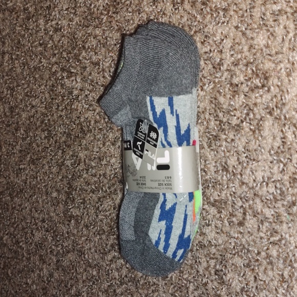 FILA 3 Pack Gray Socks NWT - Picture 3 of 4
